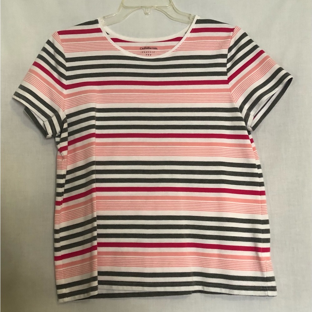 Croft & Barrow Pink, gray, and white strips XL 100% cotton back length 23.5”